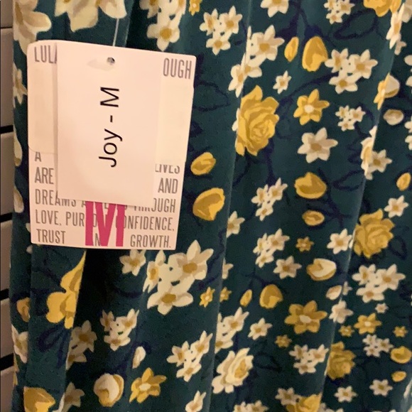 Lularoe Joy - Picture 4 of 4